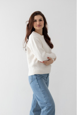 Светр жіночий